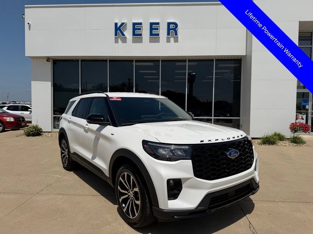 2026 Ford Explorer ST-Line in Star White Metallic Tri-Coat — front three-quarter view