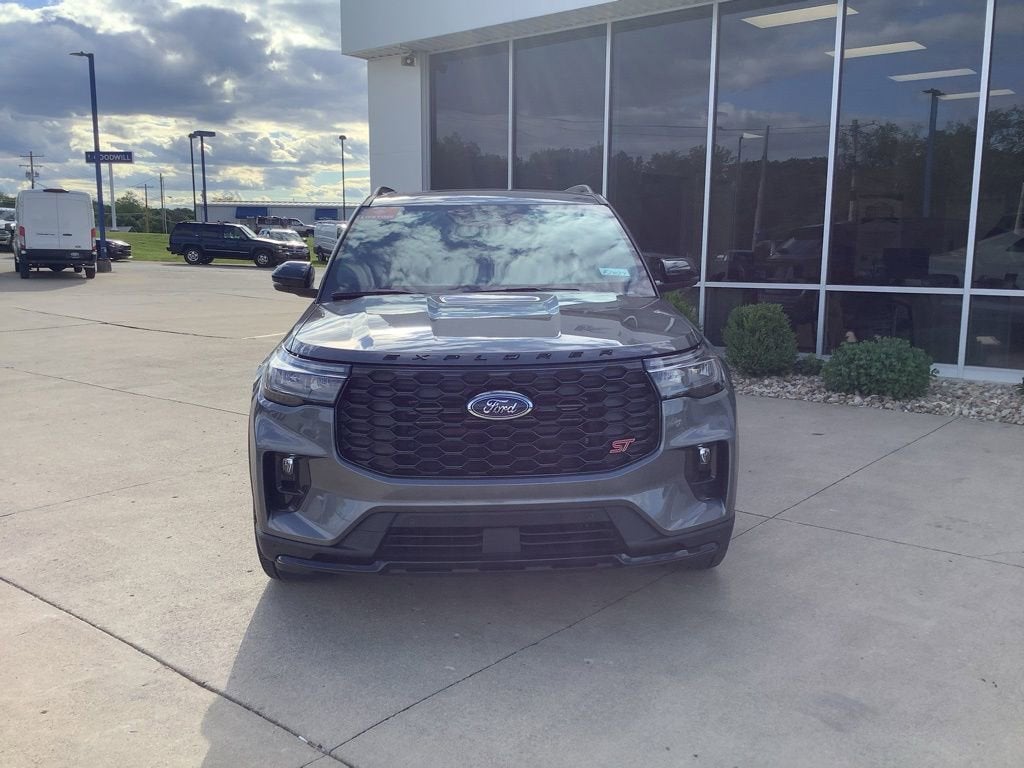 2026 Ford Explorer — side profile view
