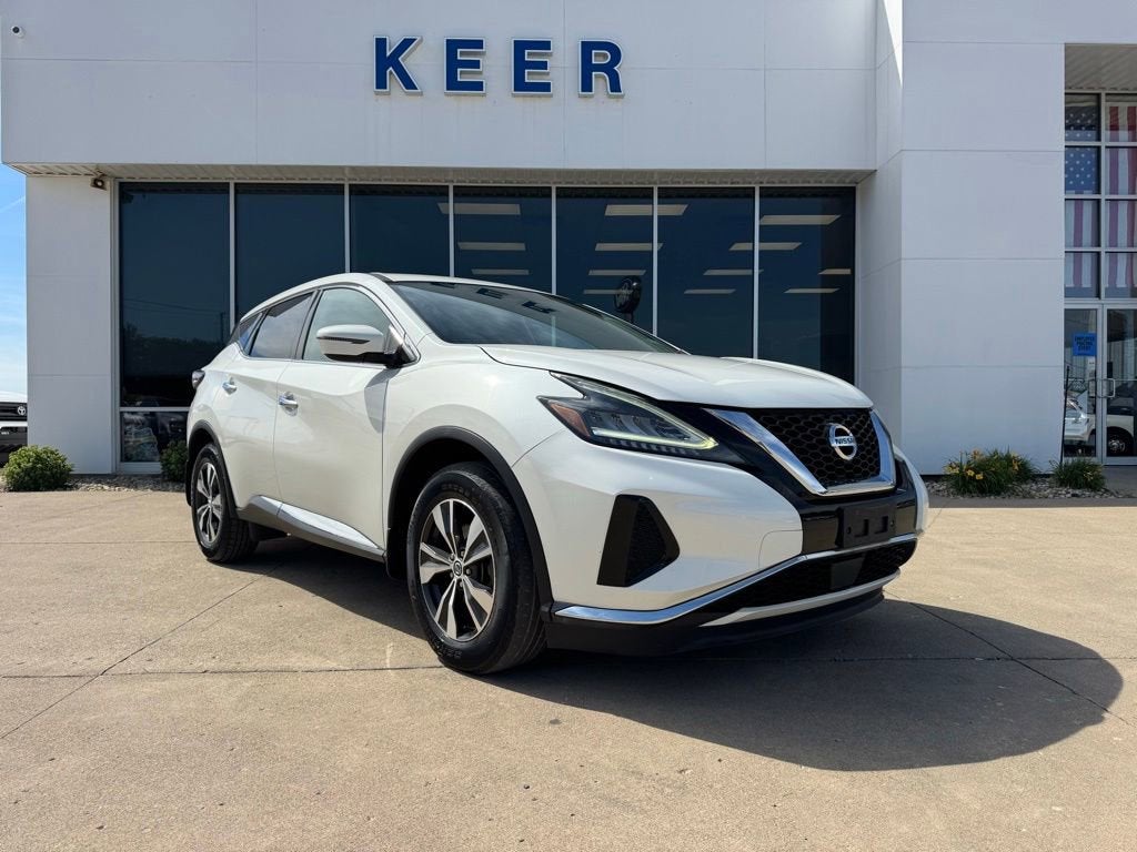 2019 Nissan Murano S in White — front three-quarter view